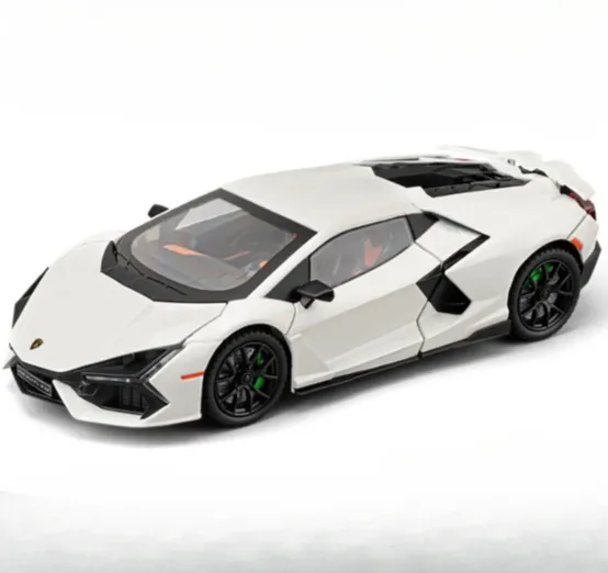 Lamborghini Revuelto (se deschid usile)