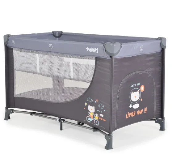 Manej Moni Tommy Grey