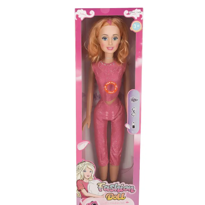 Păpușa în stil casual, cod 932107